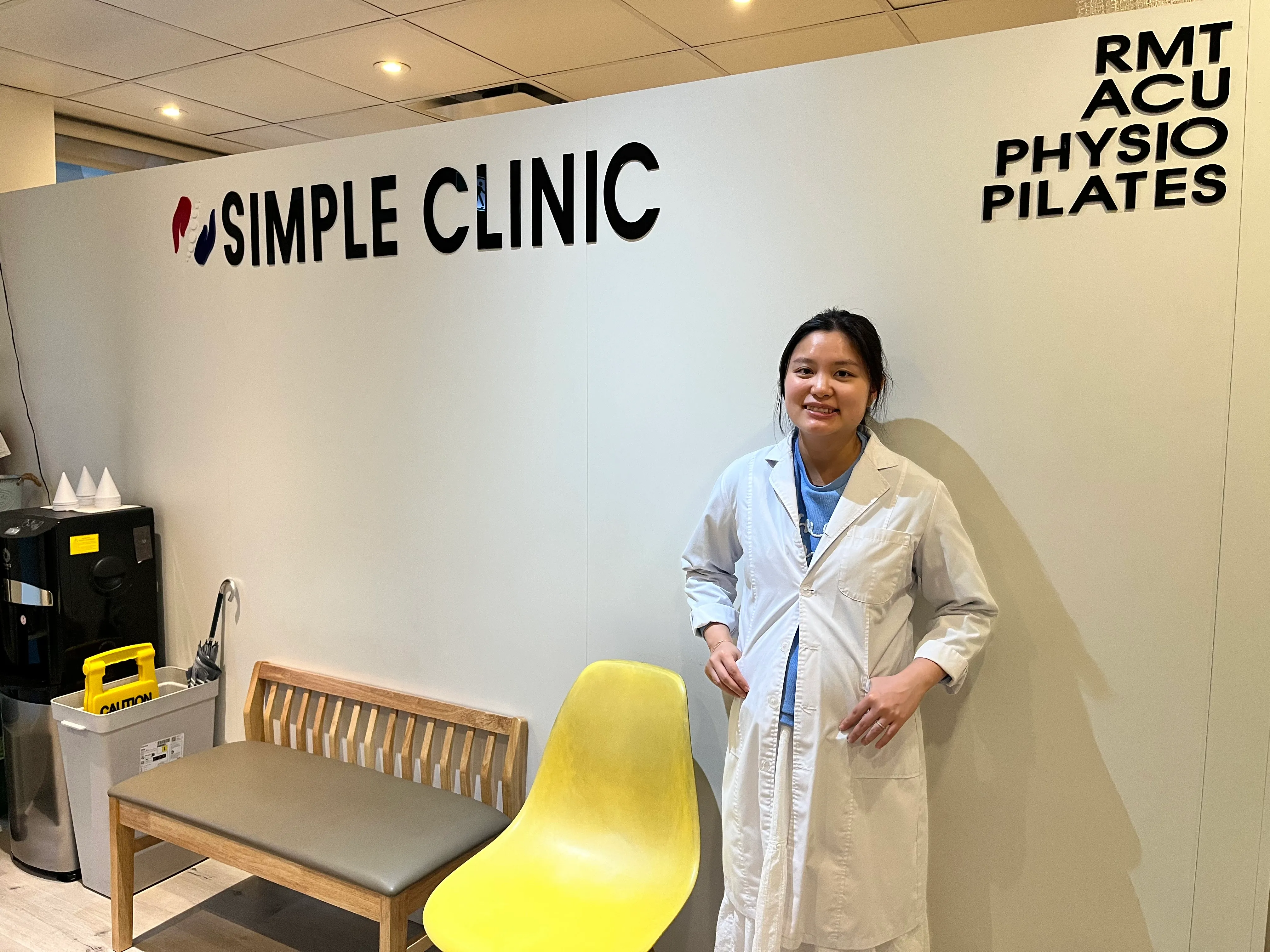 Simple Clinic treatment room interior